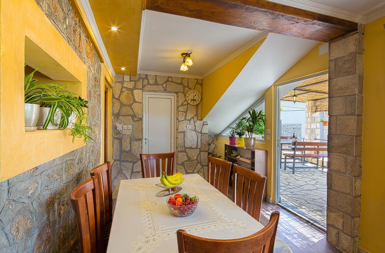Apartman Kunjic Krimovica ภายนอก รูปภาพ