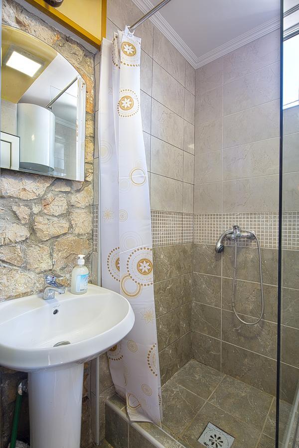 Apartman Kunjic Krimovica ภายนอก รูปภาพ